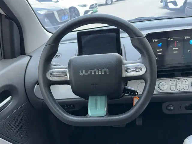 Changan Lumin — Фото автомобиля 7