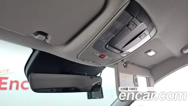 Kia Niro Generation 2 — Фото автомобиля 19