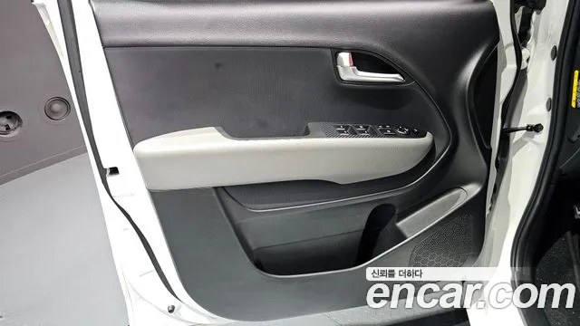 Kia RAY Новый Kia Ray Signature — Фото автомобиля 19