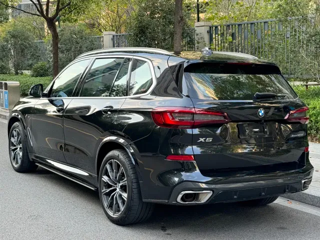 BMW X5 — Фото автомобиля 5