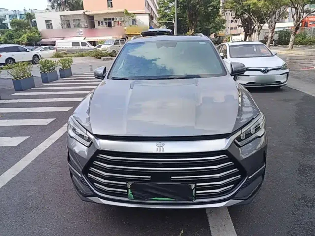BYD Song Pro — Фото автомобиля 2