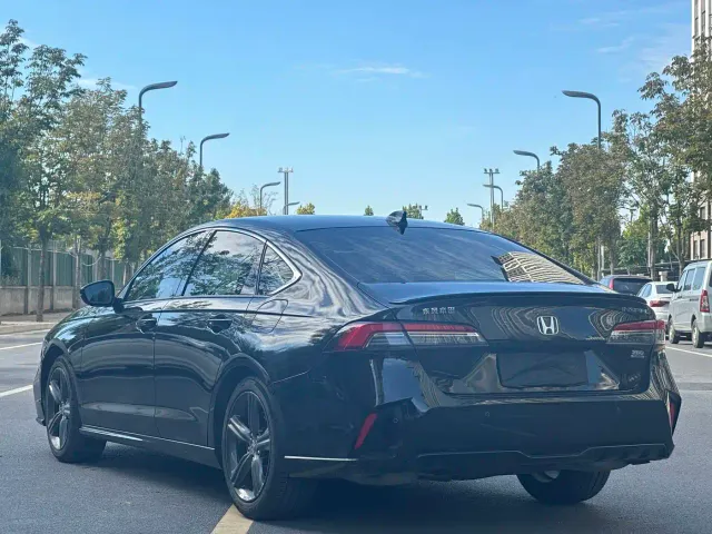 Honda Inspire — Фото автомобиля 7