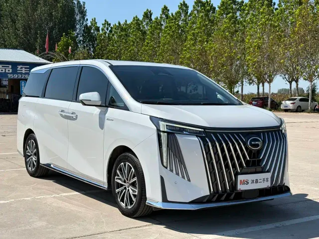 GAC Trumpchi M8 — Фото автомобиля 3