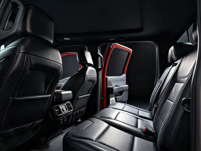 Ford F-150 Raptor — Фото автомобиля 5