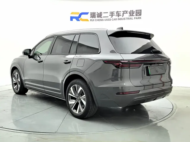 Li Auto ONE — Фото автомобиля 7