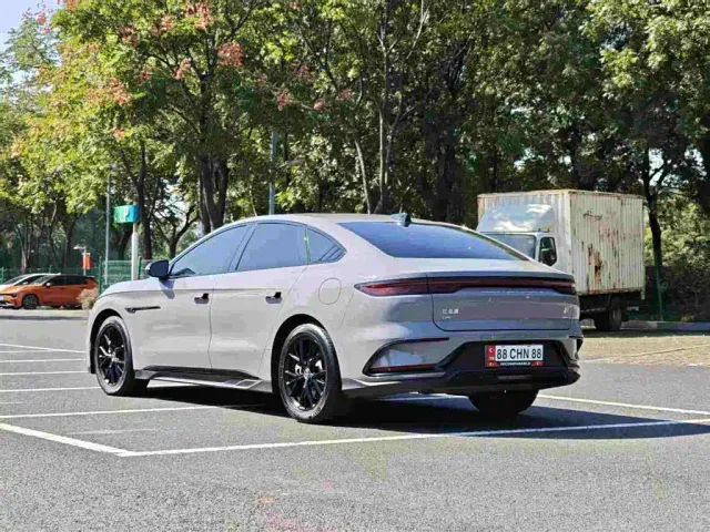 BYD Han — Фото автомобиля 4