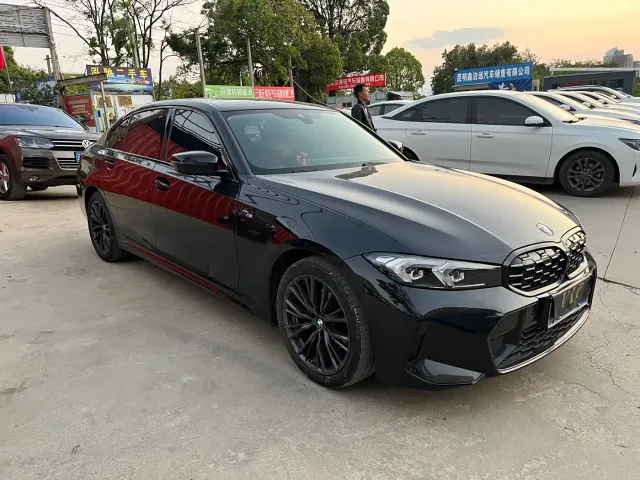Фотография автомобиля — BMW 3 Series