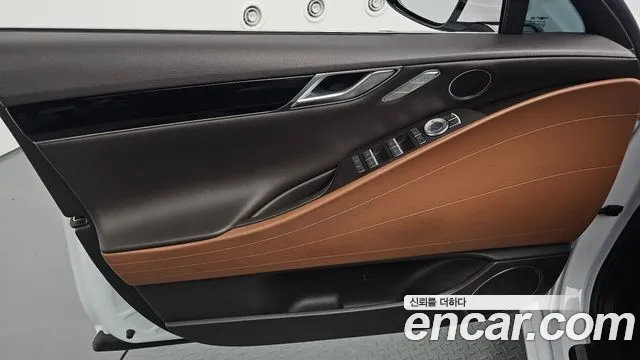 Genesis G80 RG3 — Фото автомобиля 13