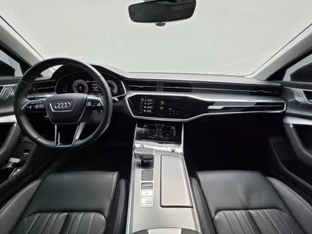 Audi A6L — Фото автомобиля 14