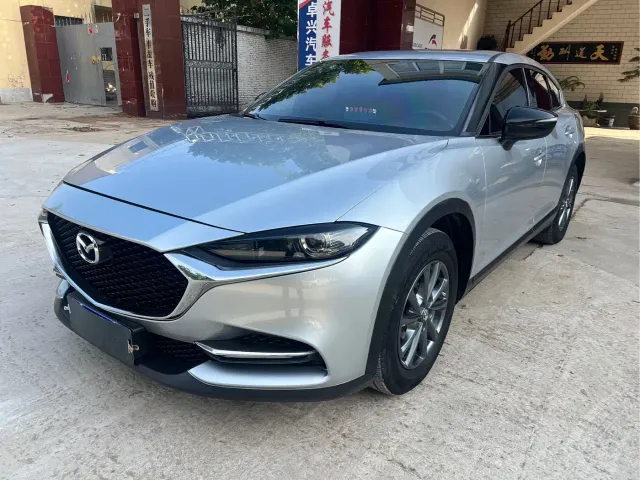 Фотография автомобиля — Mazda CX-4