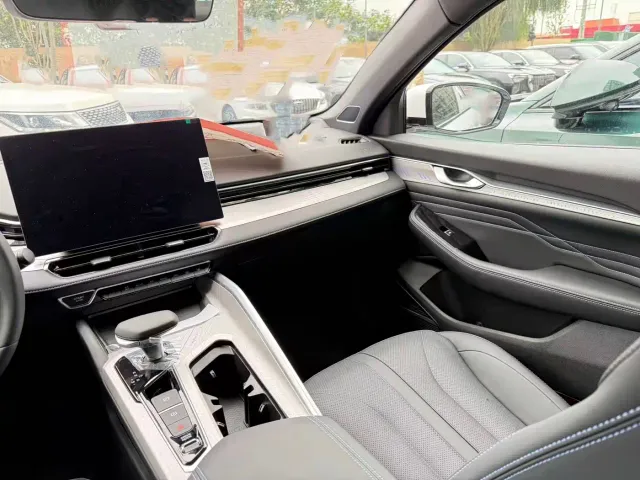 Geely Xingrui — Фото автомобиля 6