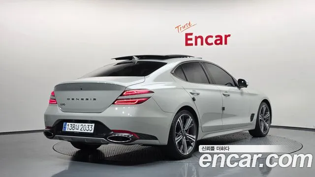 Genesis G70 New — Фото автомобиля 2