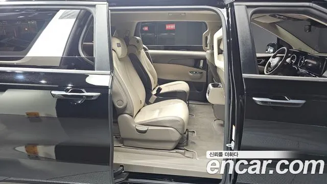 Kia Canival Carnival 4 поколение 9 мест Prestige — Фото автомобиля 11