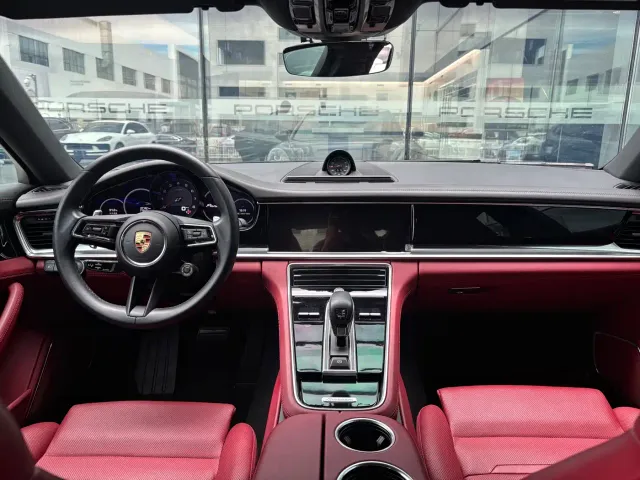 Porsche Panamera — Фото автомобиля 17