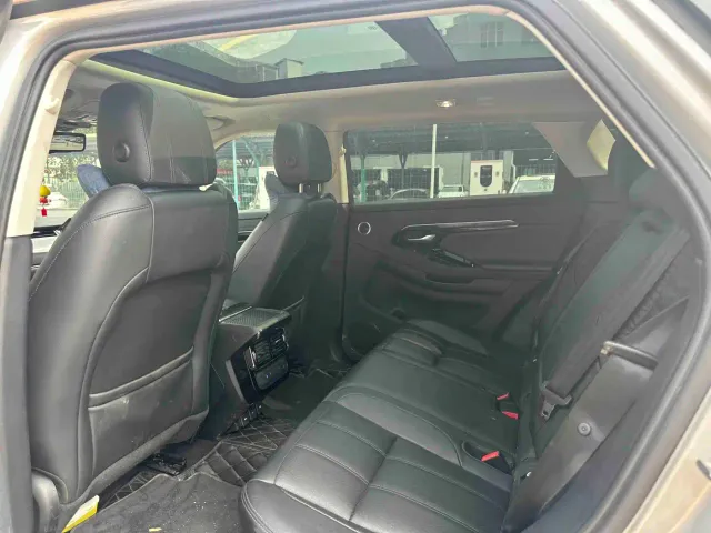 Land Rover Range Rover Evoque — Фото автомобиля 17
