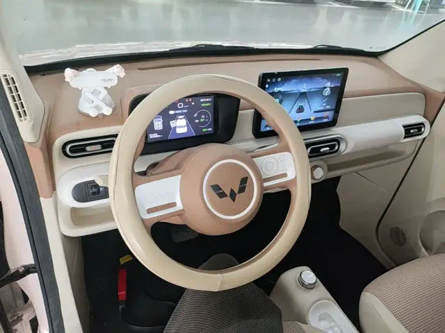 Wuling Hongguang Mini EV — Фото автомобиля 9