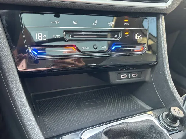 Volkswagen Sagitar — Фото автомобиля 11