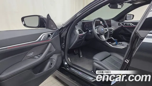 BMW i4 — Фото автомобиля 7