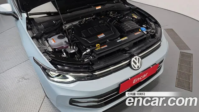 Volkswagen Golf Golf 8 поколение 2.0 TDI Prestige — Фото автомобиля 6