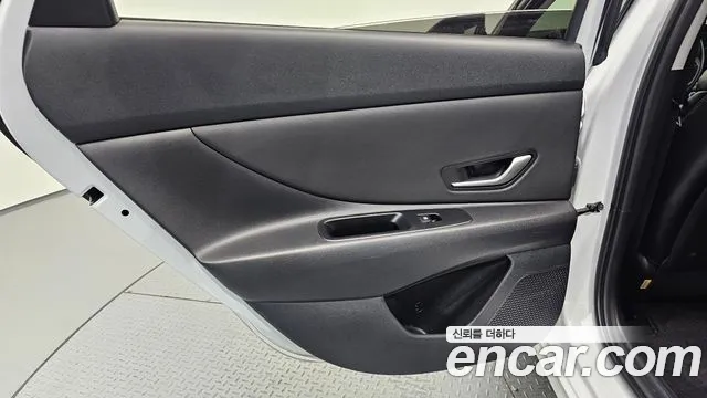 Hyundai AVANTE Avante (CN7) — Фото автомобиля 24