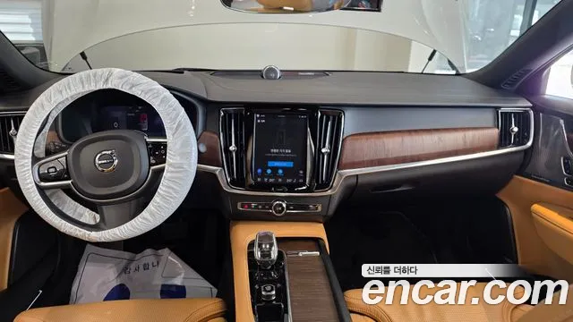 Volvo S90 — Фото автомобиля 7
