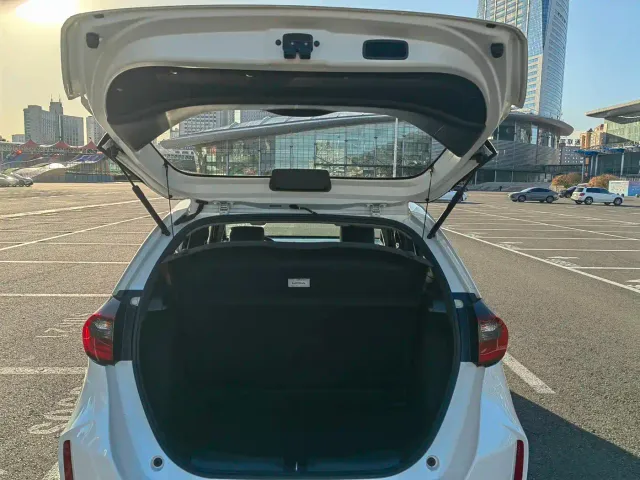Honda Fit — Фото автомобиля 26