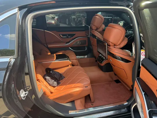 Mercedes-Benz Maybach S-Class — Фото автомобиля 13