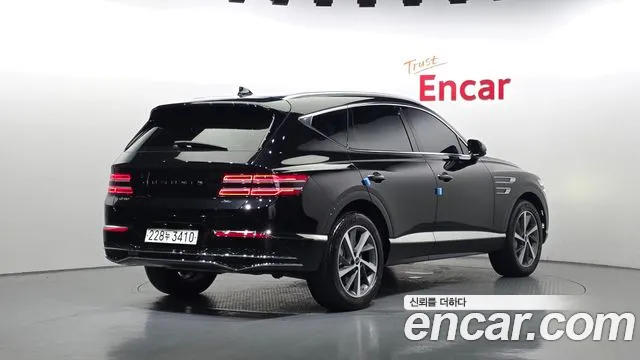 Genesis GV80 2.5T Бензин AWD — Фото автомобиля 2