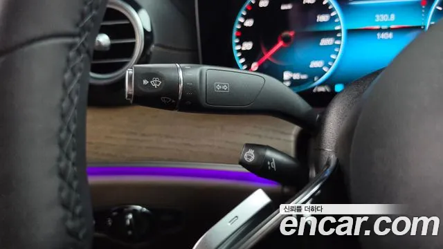 Mercedes-Benz E-Class — Фото автомобиля 26
