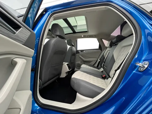 Volkswagen Sagitar — Фото автомобиля 14