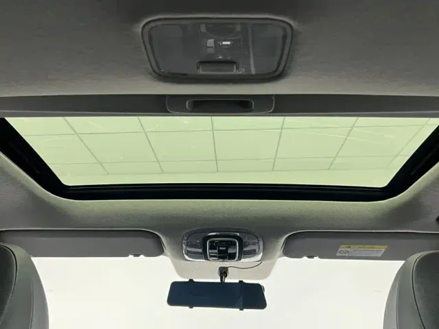 Hyundai Elantra — Фото автомобиля 15