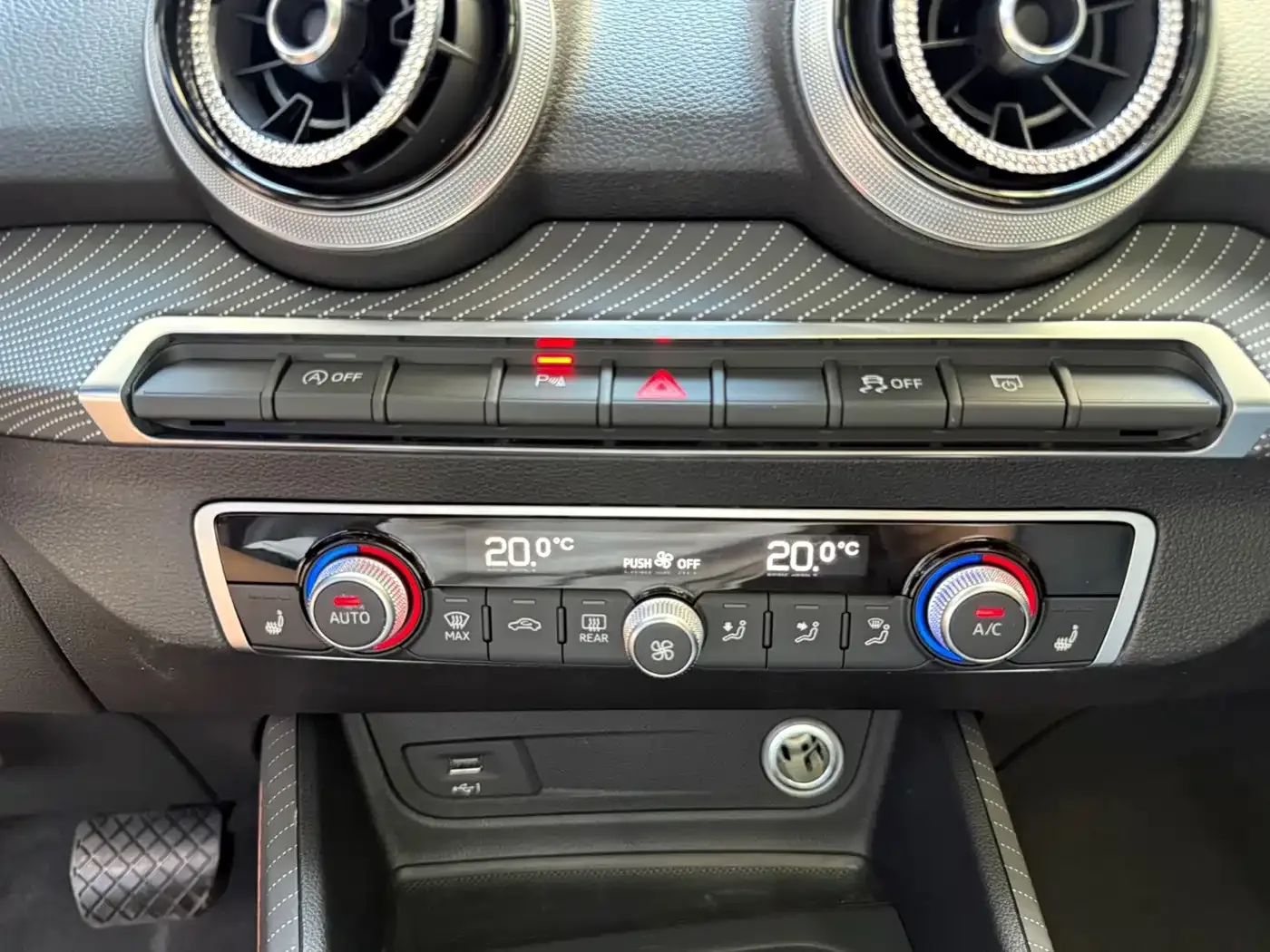 Audi Audi Q2L 2022 35 TFSI Fashion Elegance — Фото автомобиля 14