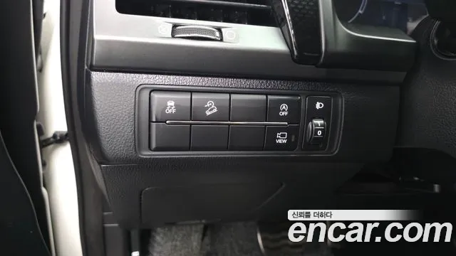KG_Mobility_Ssangyong Rexton Новый Rexton Sport Дизель 2.2 4WD — Фото автомобиля 27