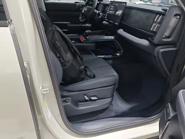 BYD FangChengBao Leopard 5 — Фото автомобиля 24
