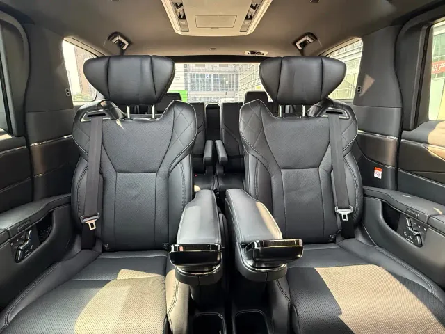 Toyota Alphard — Фото автомобиля 18