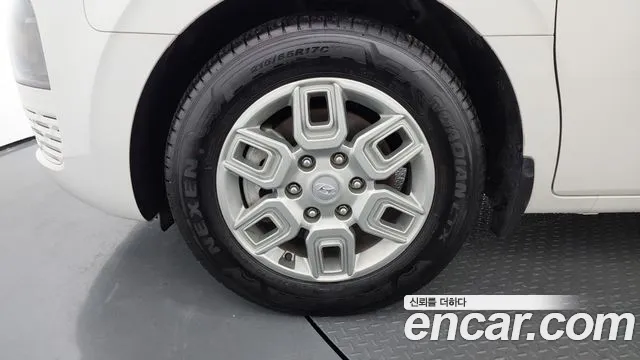 Hyundai Staria Staria Карго 5 мест — Фото автомобиля 5