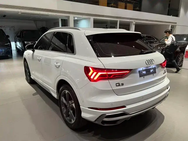 Audi Q3 — Фото автомобиля 6