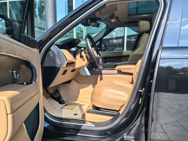 Land Rover Range Rover — Фото автомобиля 11
