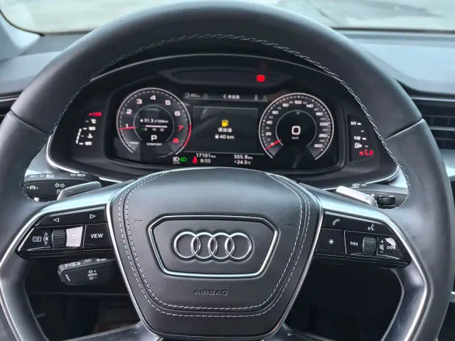 Audi A7L — Фото автомобиля 9