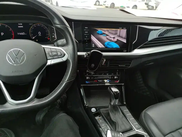 Volkswagen Passat — Фото автомобиля 5