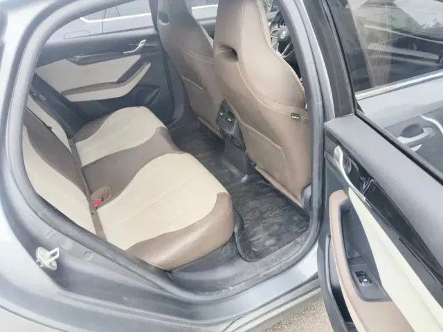 BYD Qin PLUS — Фото автомобиля 11