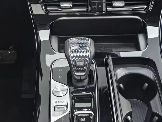 GAC Trumpchi M8 — Фото автомобиля 13