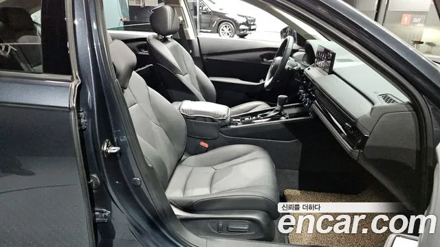 Honda Accord — Фото автомобиля 12