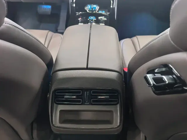 BYD Han — Фото автомобиля 12