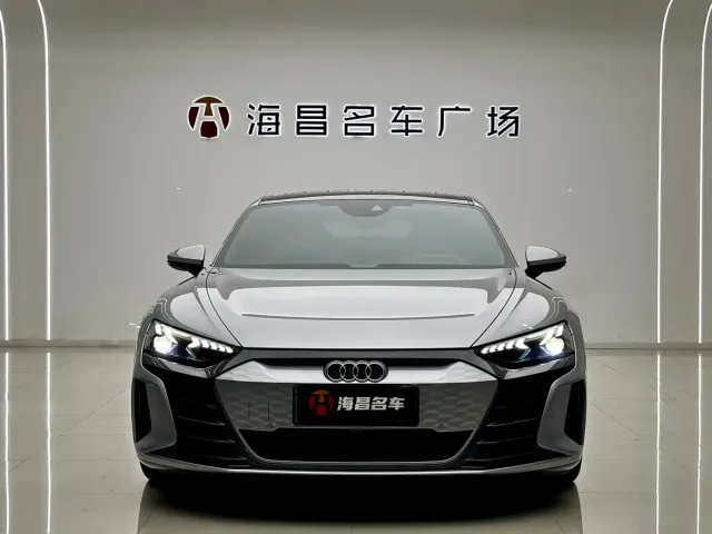 Audi RS e-tron GT — Фото автомобиля 2