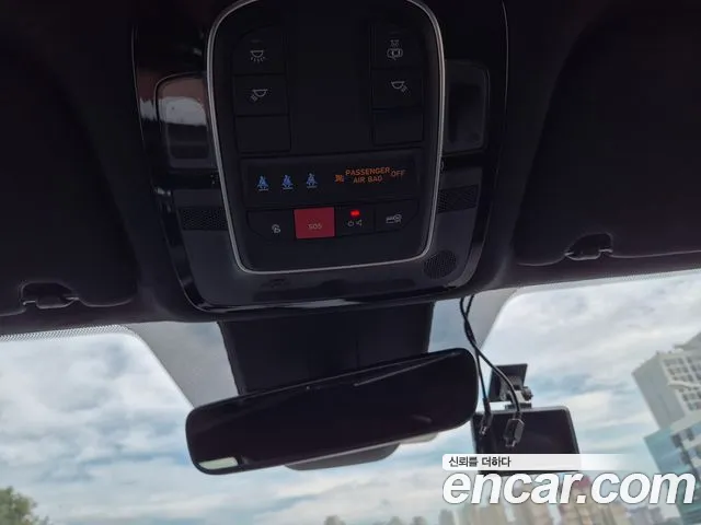 Hyundai Santafe — Фото автомобиля 16