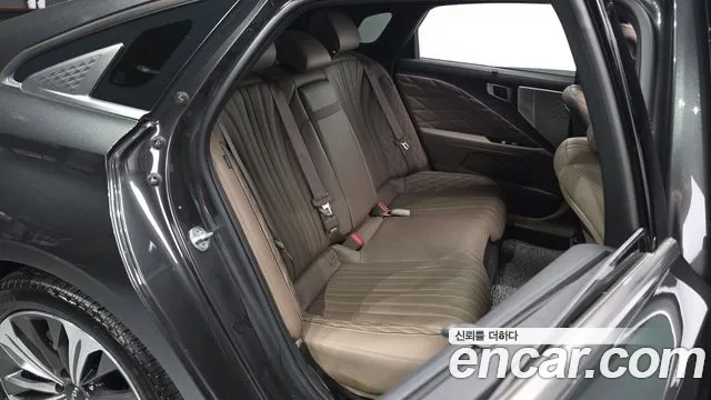 Kia K8 Hybrid — Фото автомобиля 18