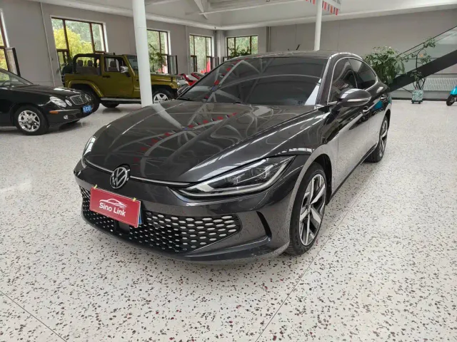 Фотография автомобиля — Volkswagen Lamando