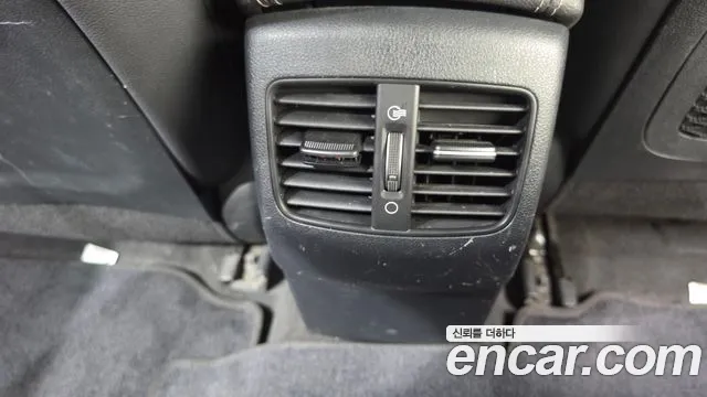 Kia Niro — Фото автомобиля 29