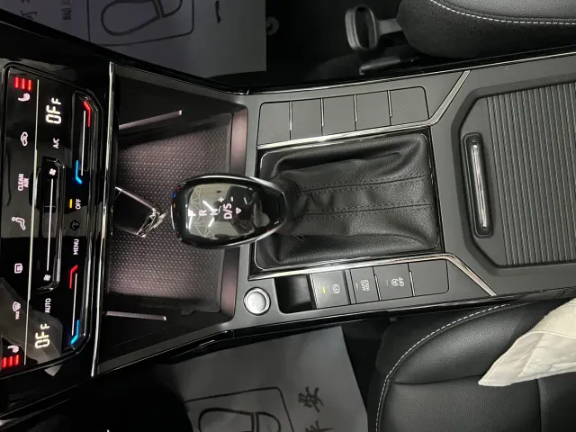 Volkswagen Passat — Фото автомобиля 17
